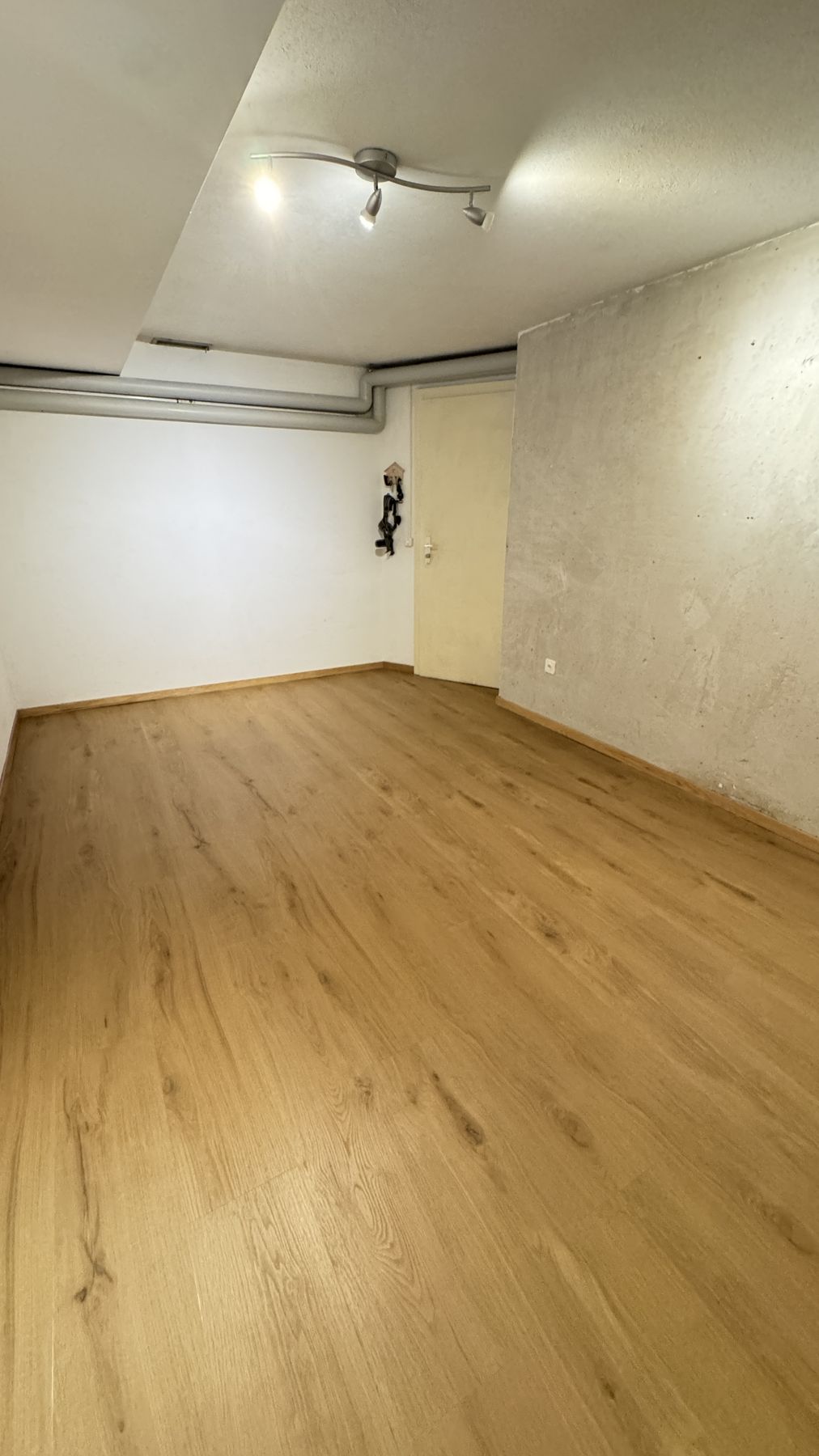 Pose de parquet ch&ecirc;ne &mdash; Jura bernois